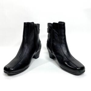 Women's Clarks Artisan Dara Ankle Boots Booties Shoes Size 7M Black Leather